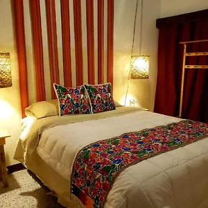 https://luna-maya-boutique.guatemalaantiguahotels.com